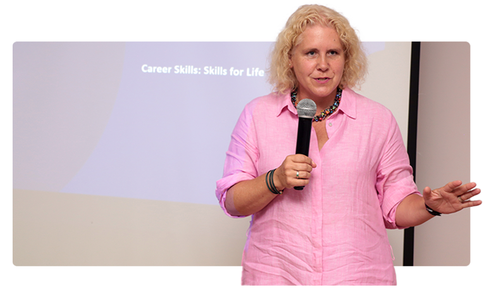 Susanne Speaking-1